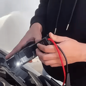 Jumpenic 7000A Portable Car Battery Jump Starter and Tire Inflator
